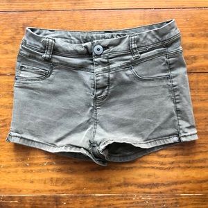 Juniors sage green size 1 shorts